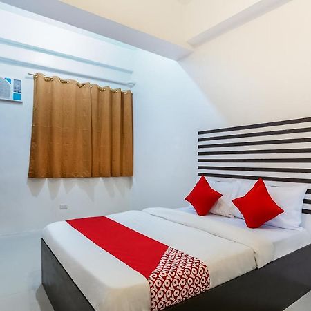 Oyo 505 Jardin Suites Manila Dış mekan fotoğraf