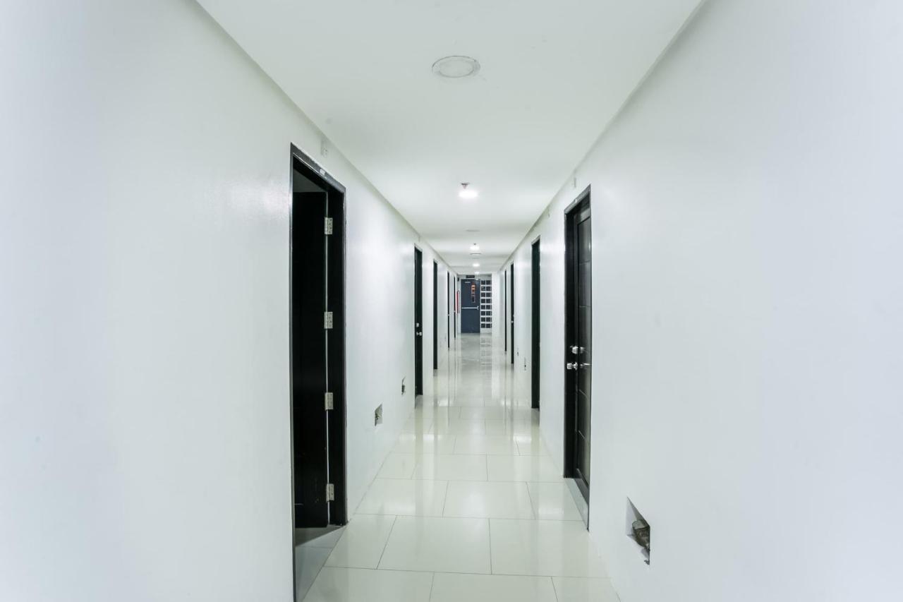 Oyo 505 Jardin Suites Manila Dış mekan fotoğraf