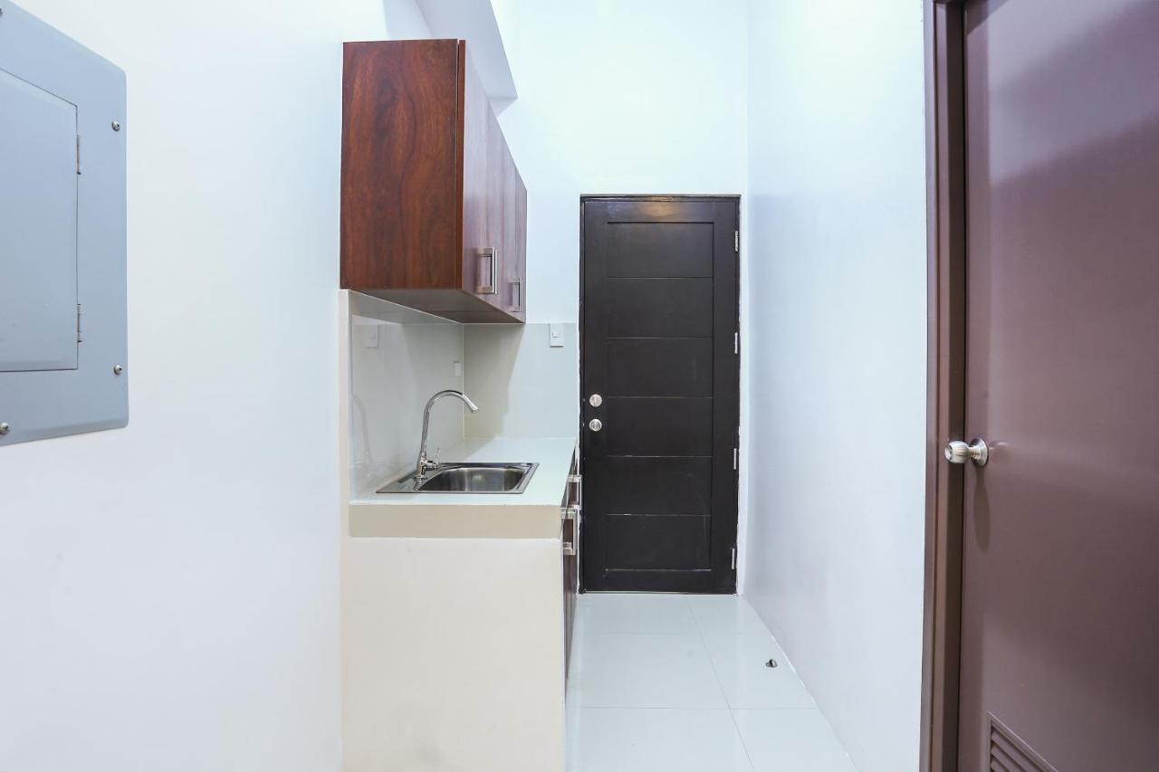 Oyo 505 Jardin Suites Manila Dış mekan fotoğraf
